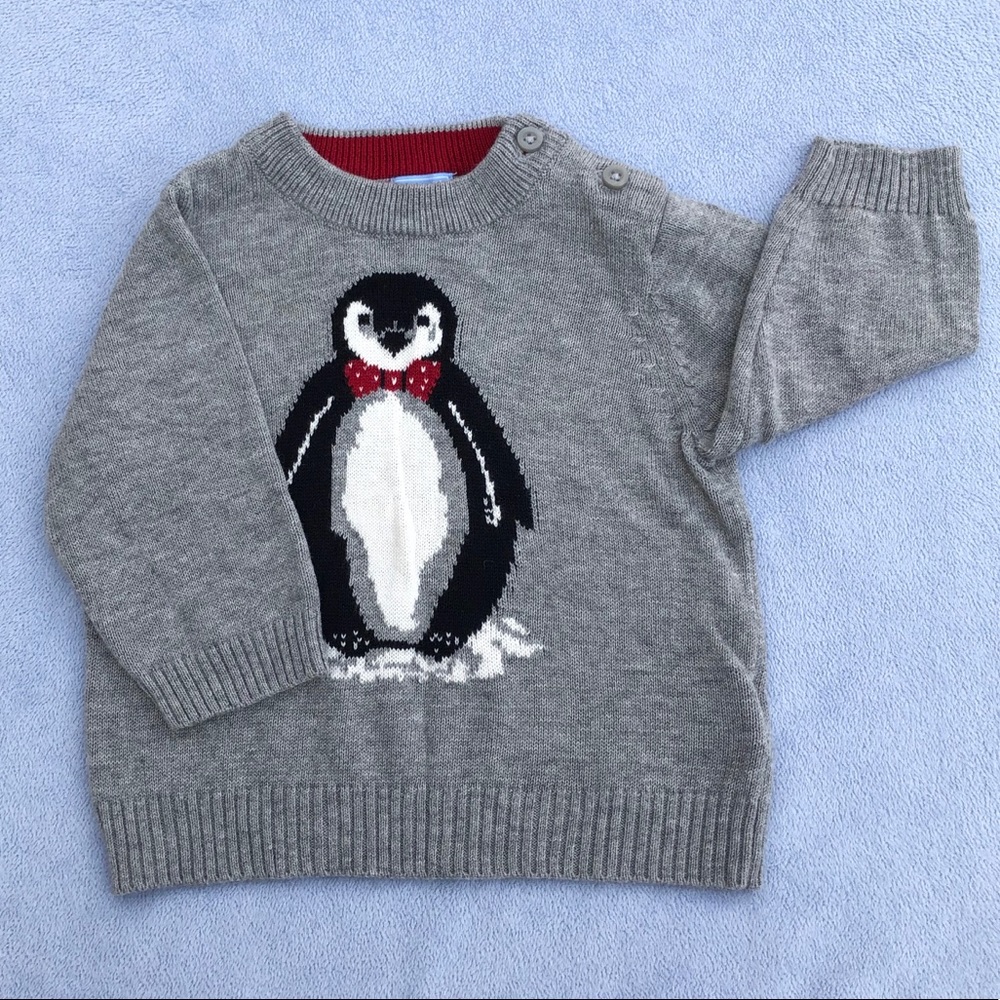 Carter’s Penguin 🐧 Holidays Sweater Size 3-6M